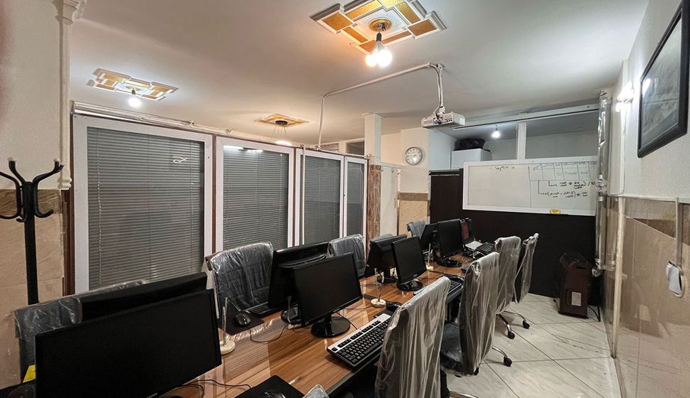 آموزش Illustrator در ملارد ومارلیک با تضمین